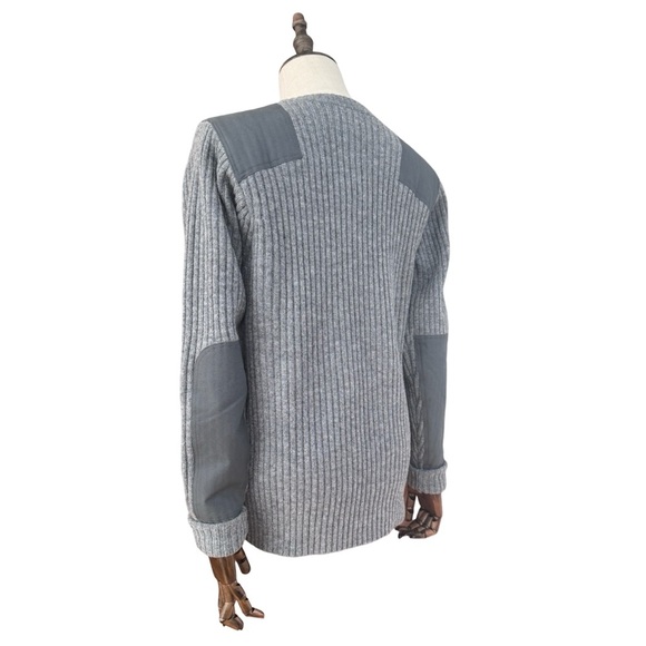 L.L. Bean Men’s Commando Crewneck Sweater. Gray. Large. NEW - Picture 9 of 16
